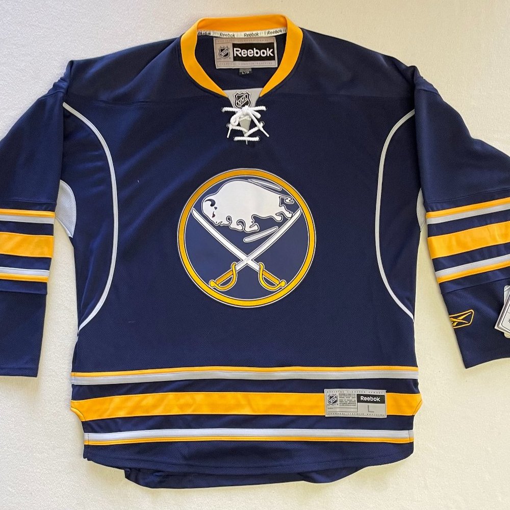 Buffalo Saber's Hockey Jersey